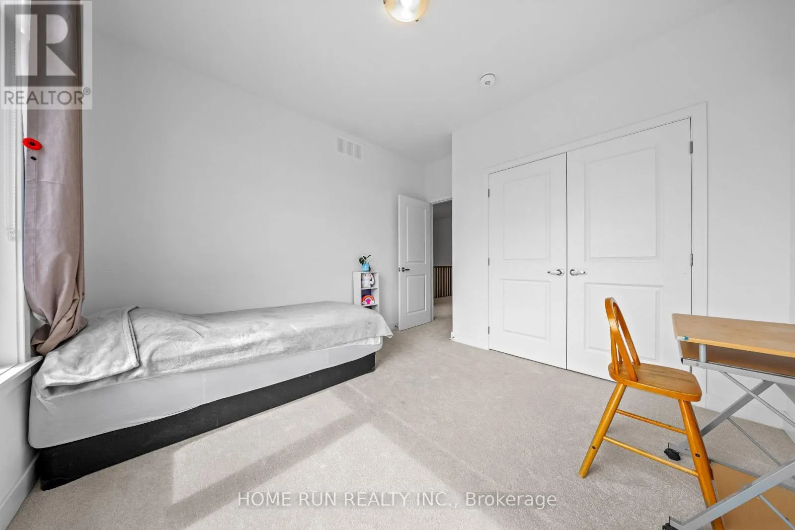 909 BECKTON HEIGHTS