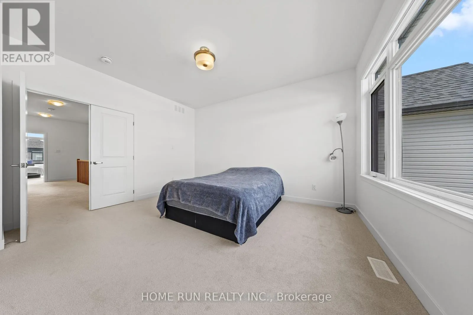 909 BECKTON HEIGHTS