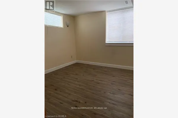 12 PARKWAY (LOWER) AVENUE