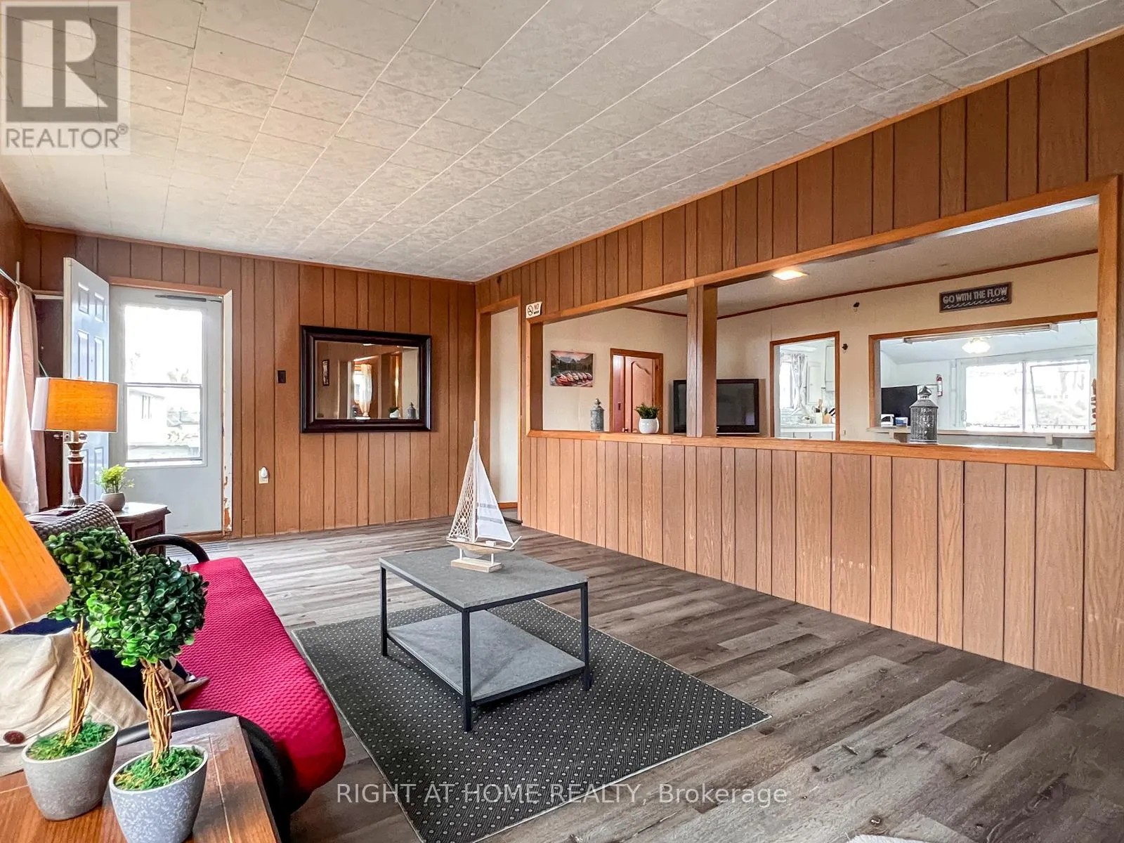 16F MACDONALD CRESCENT