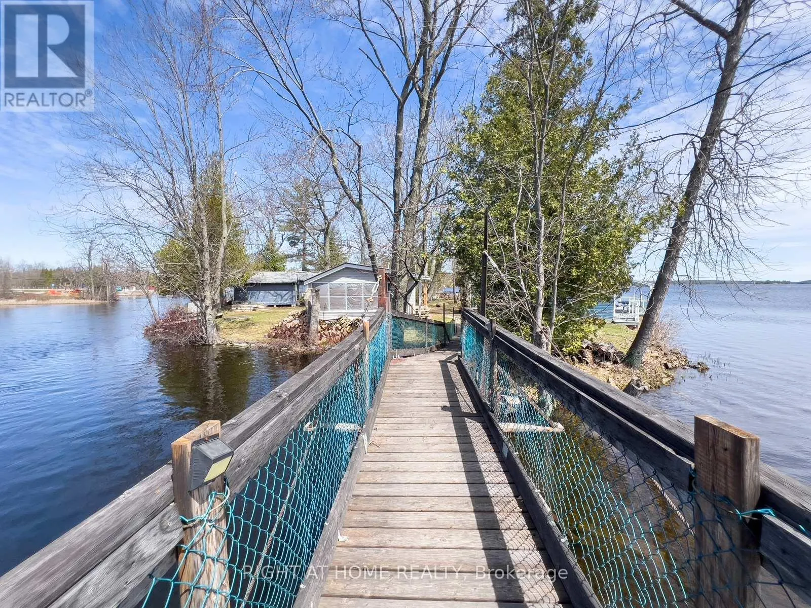 16F MACDONALD CRESCENT