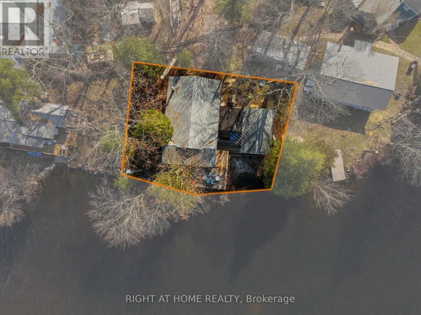 16F MACDONALD CRESCENT