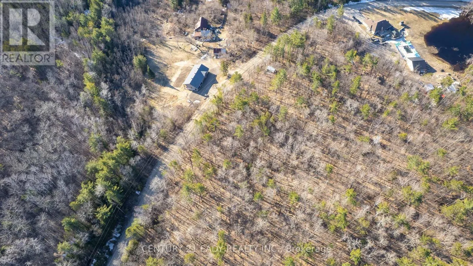02 MINEVIEW ROAD