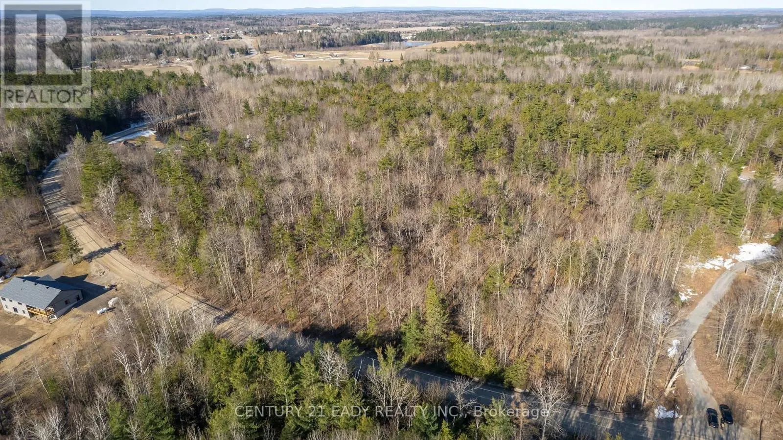 02 MINEVIEW ROAD