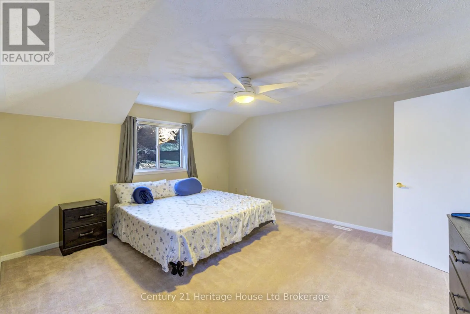 6 - 169 BOND STREET, #6