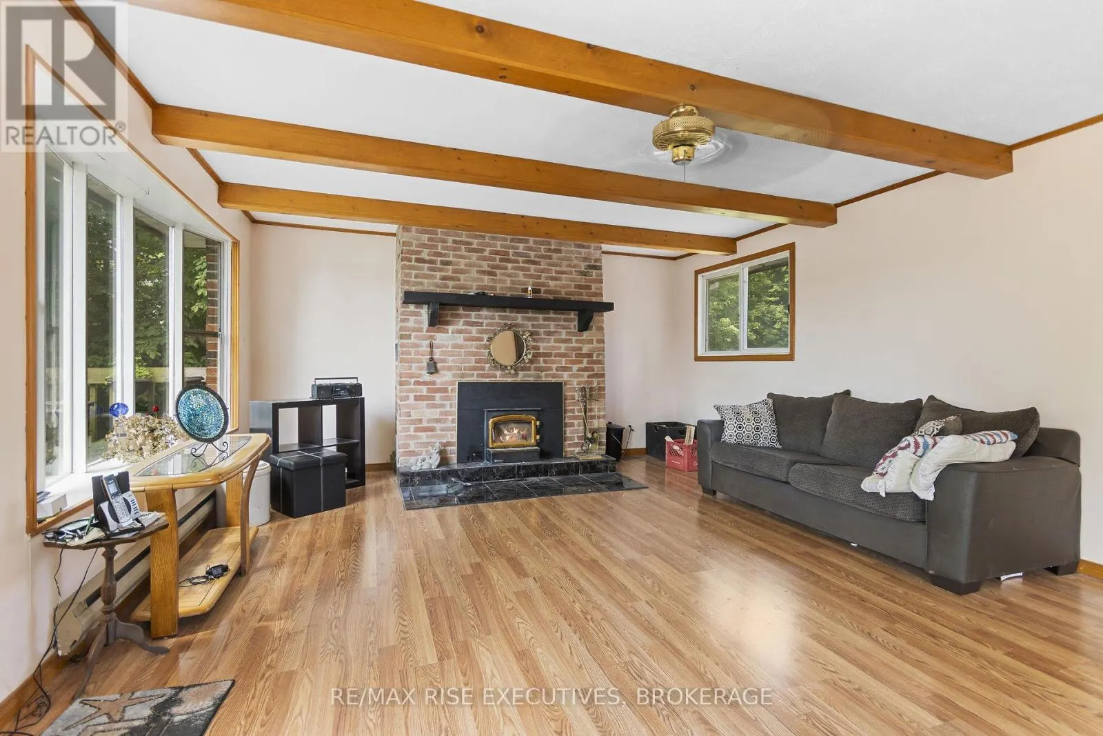 1349 RIDGE ROAD