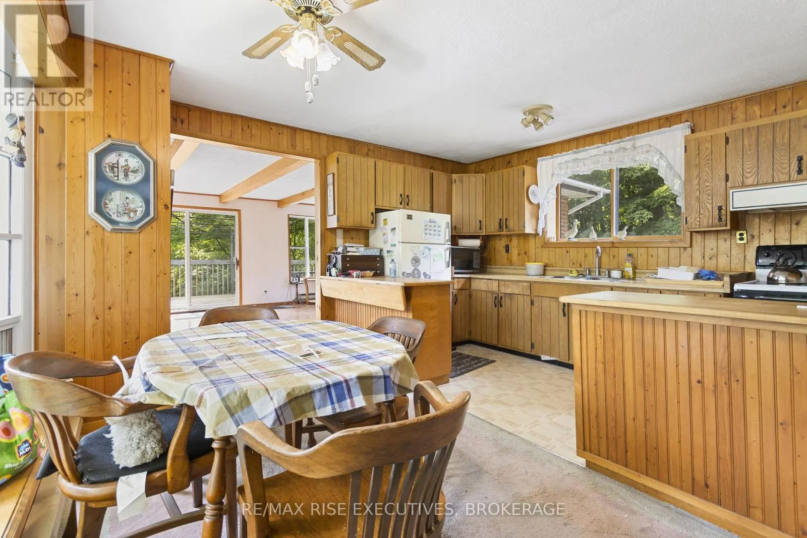 1349 RIDGE ROAD