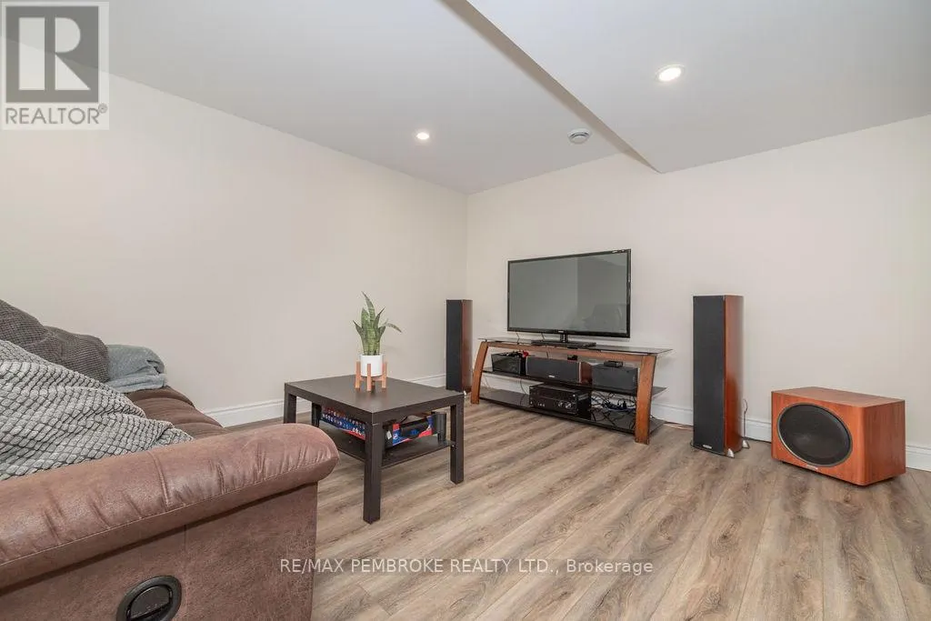 348 PAPPIN ROAD