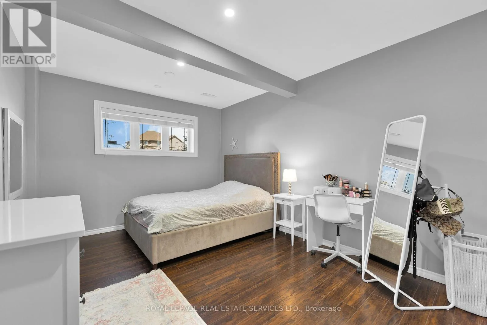 185 AMY CROFT DRIVE