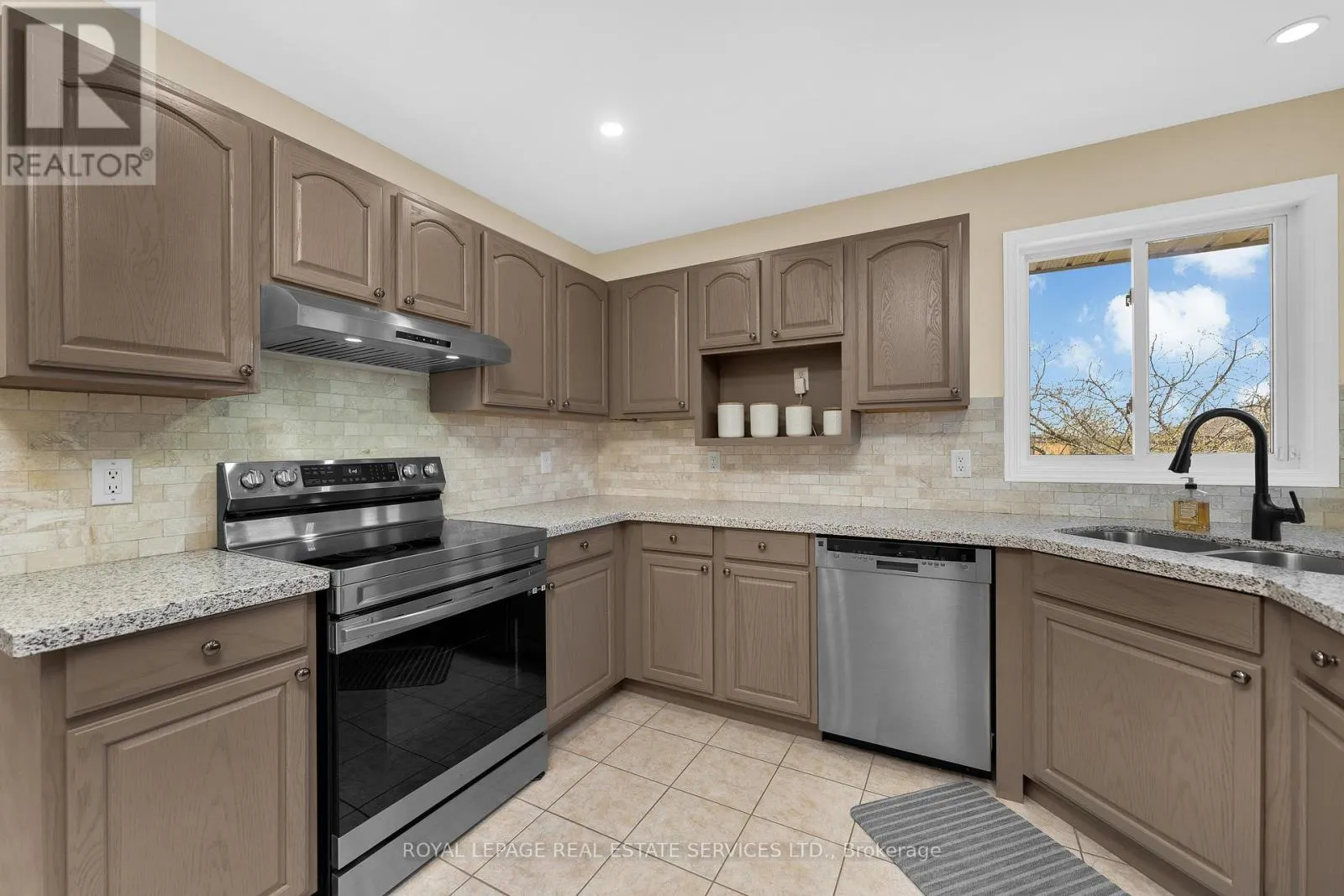 185 AMY CROFT DRIVE