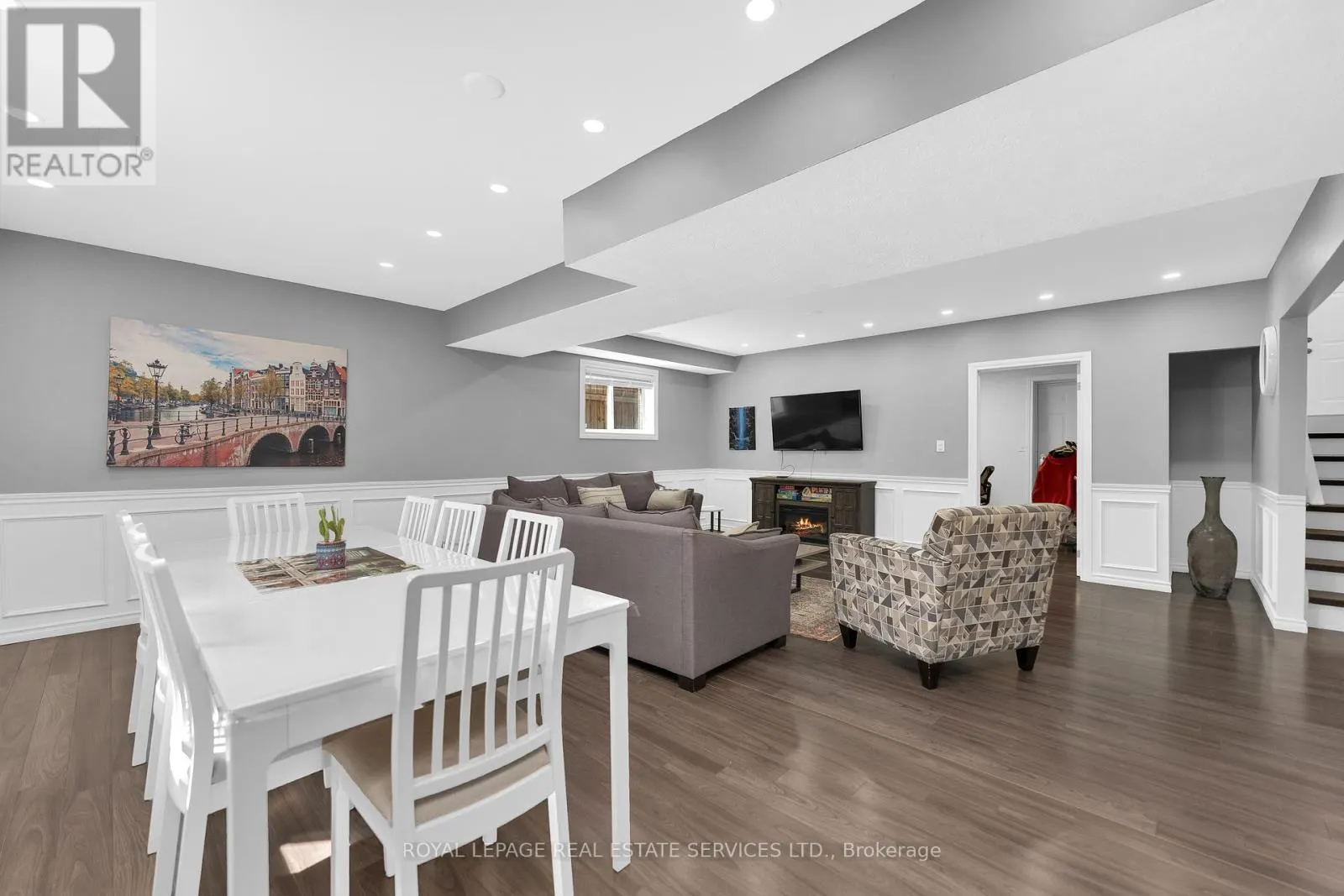 185 AMY CROFT DRIVE