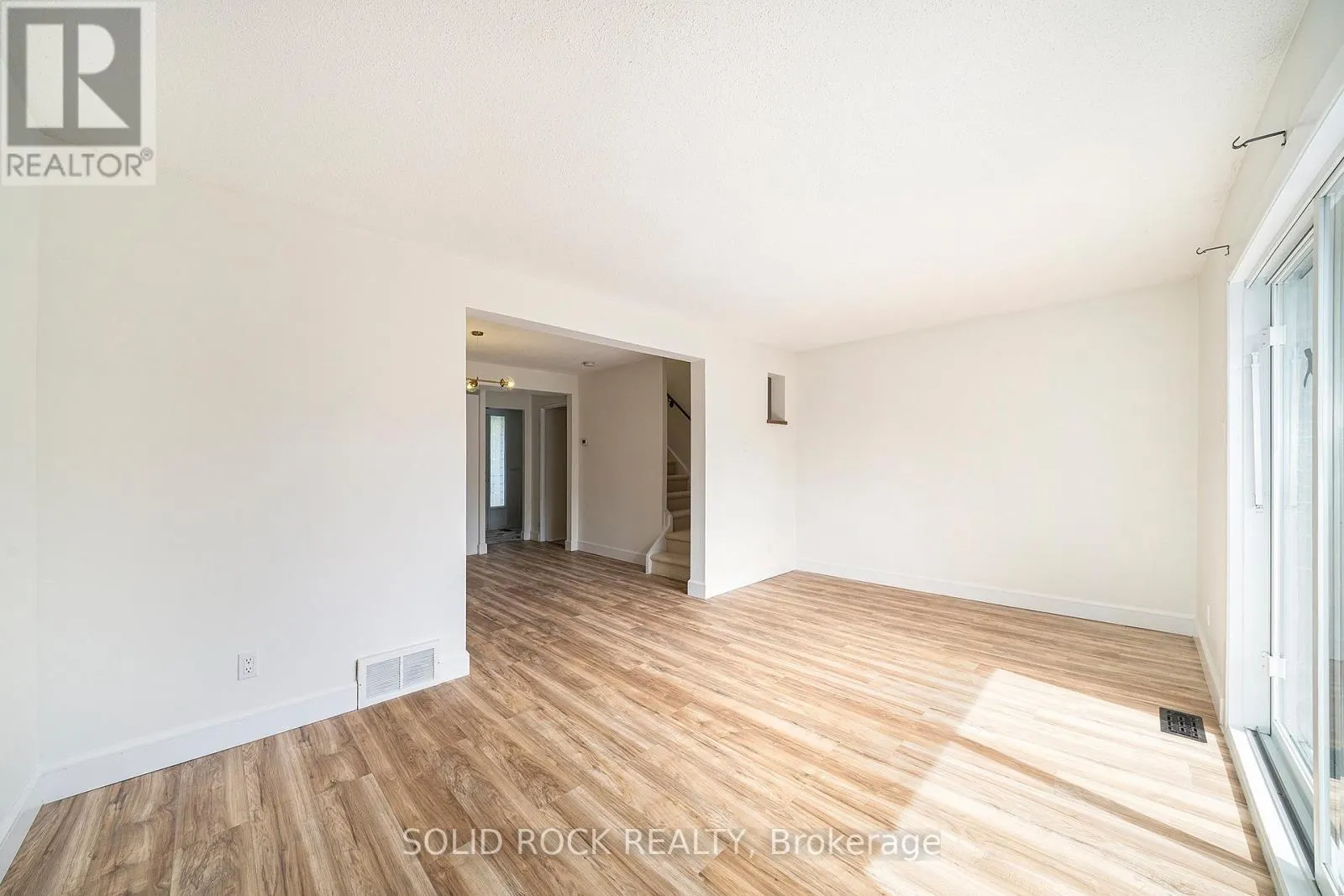 1 - 1641 HEATHERINGTON ROAD
