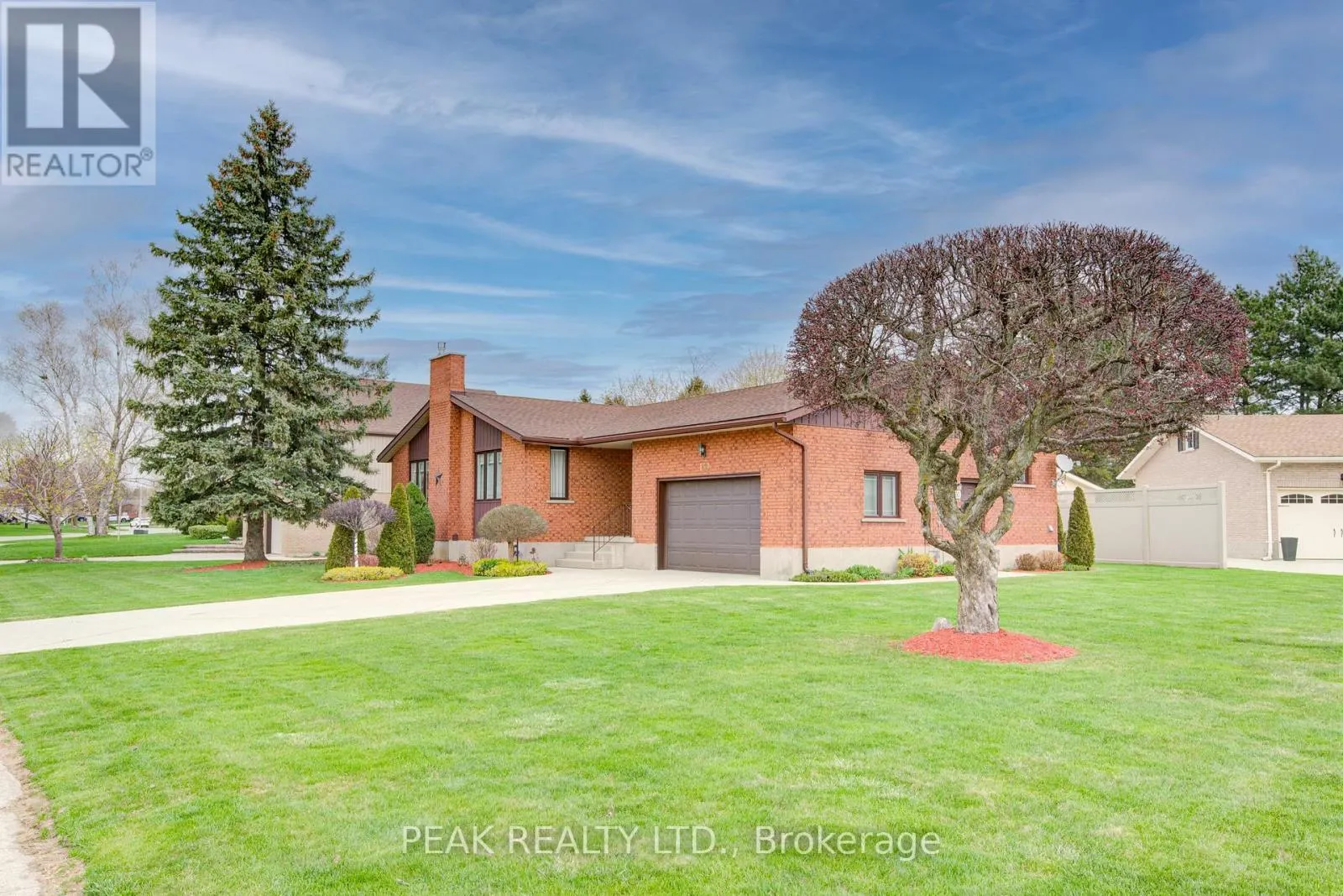 160 SCOTT COURT