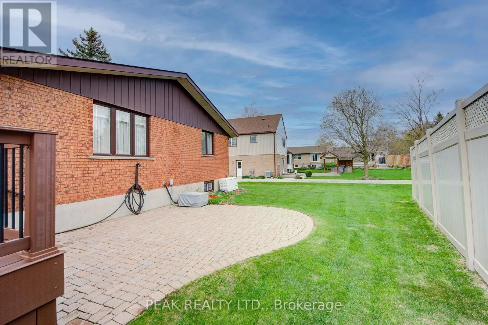 160 SCOTT COURT