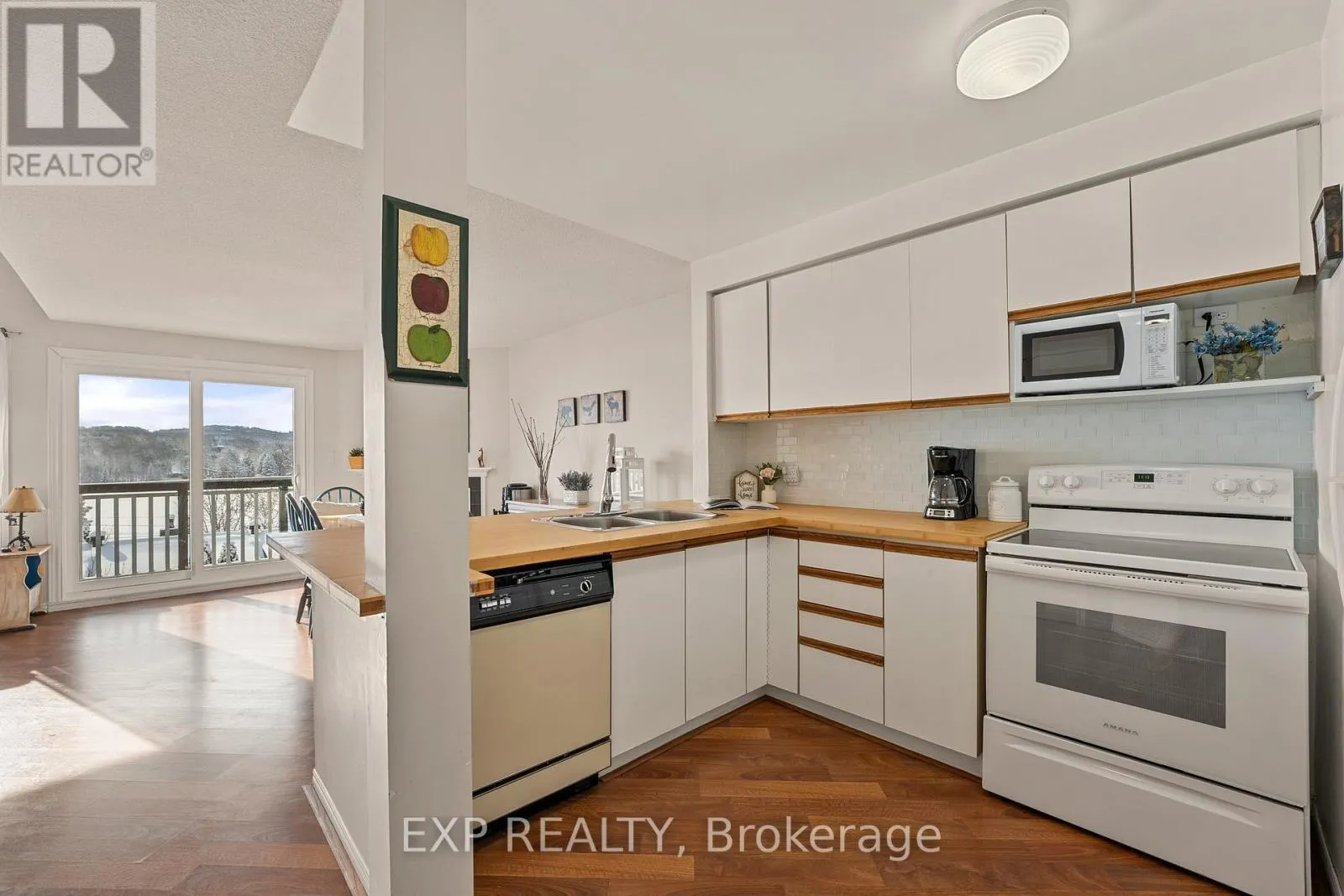 6 - 12 TURNER DRIVE