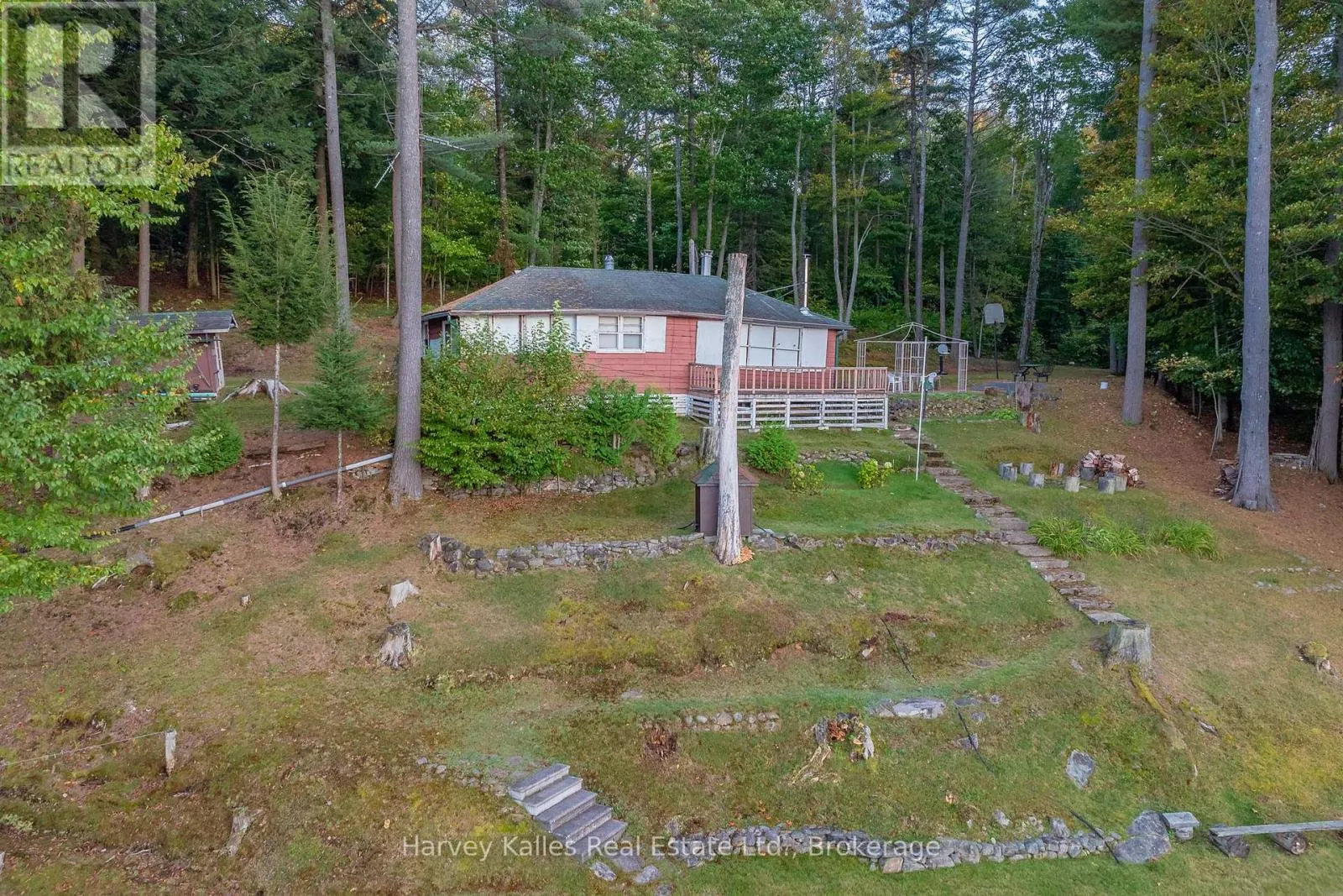#2 - 1028 SOUTH TOOKE LAKE ROAD, ##2