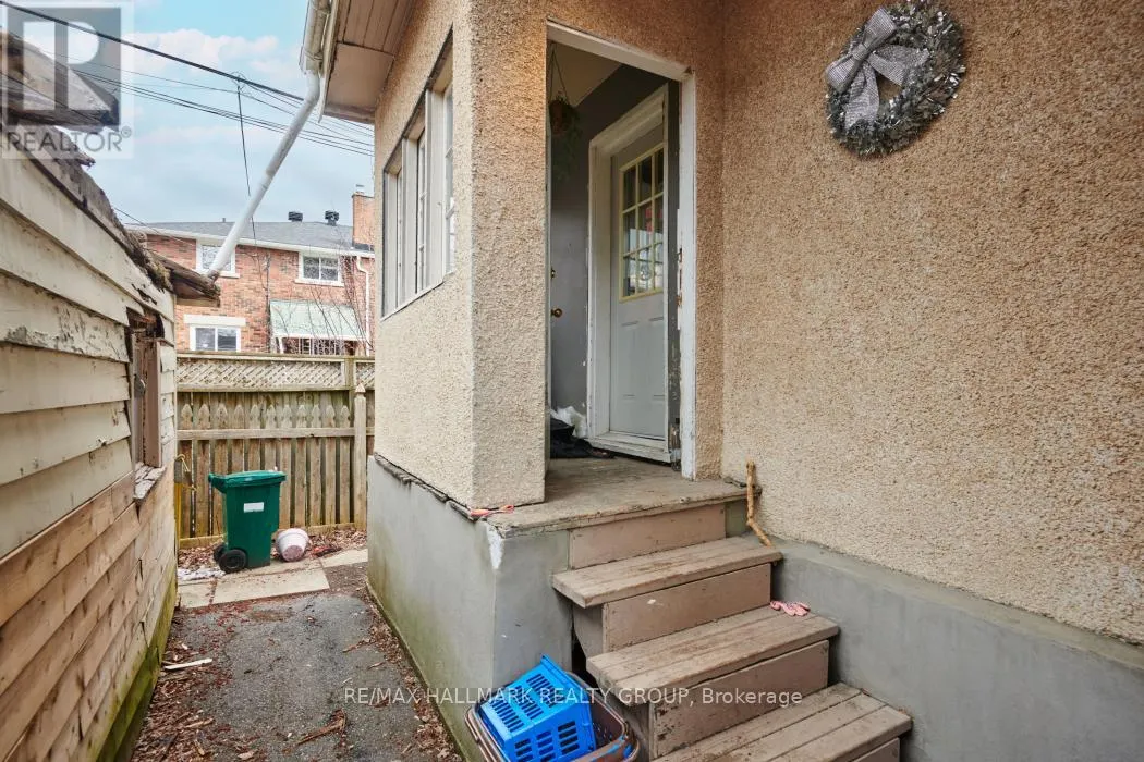 189 DEVONSHIRE PLACE