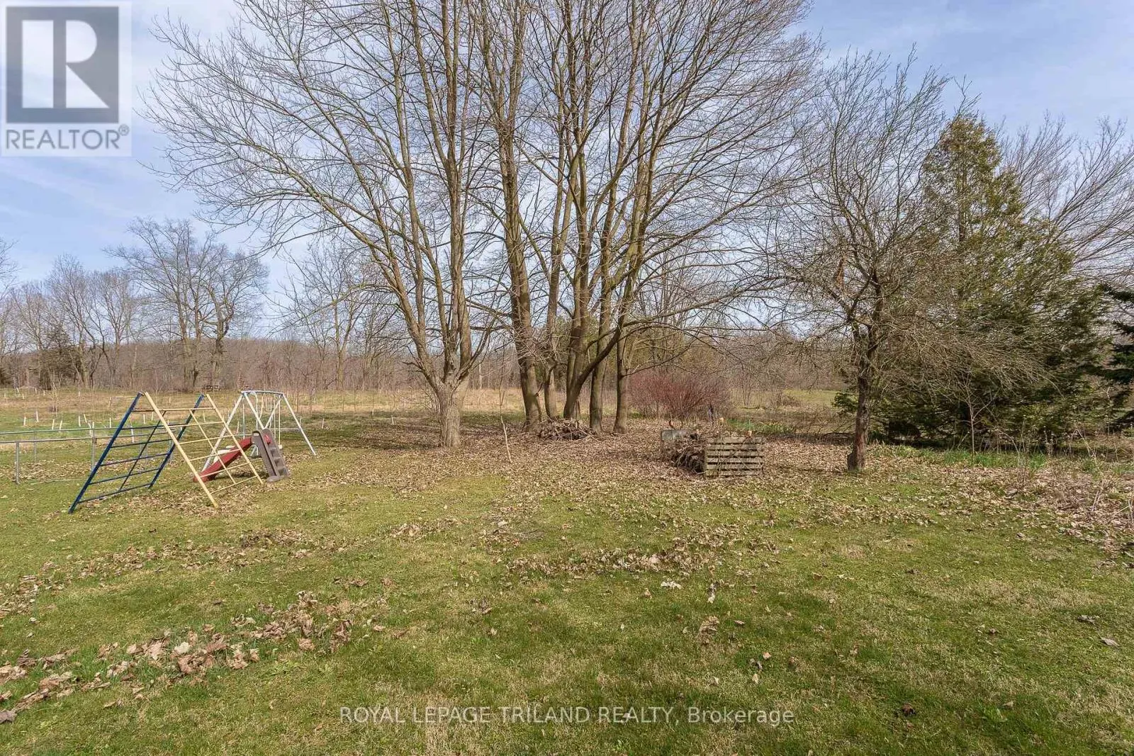 20927 LAKESIDE DRIVE