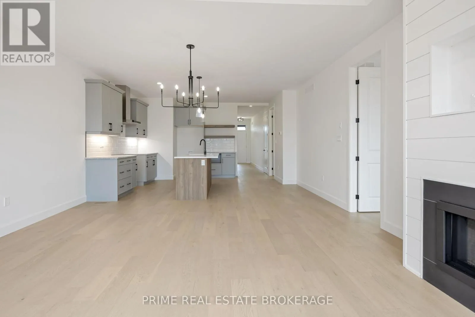 50 - 12 COASTAL CRESCENT, #50