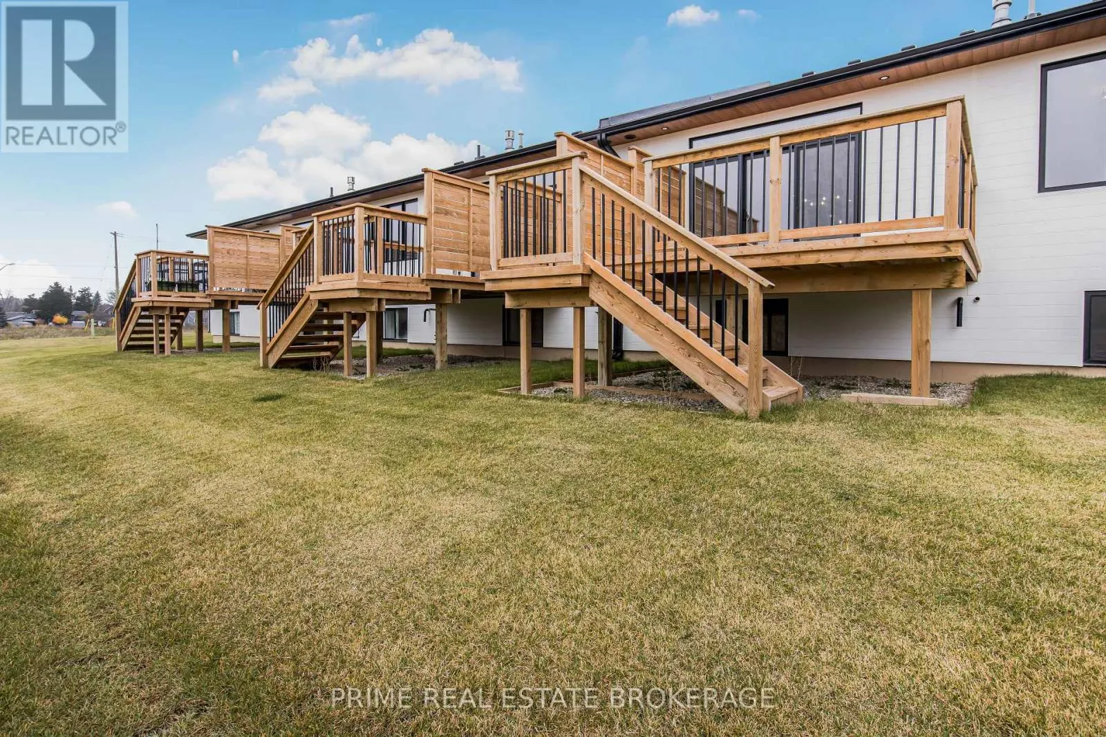 50 - 12 COASTAL CRESCENT, #50
