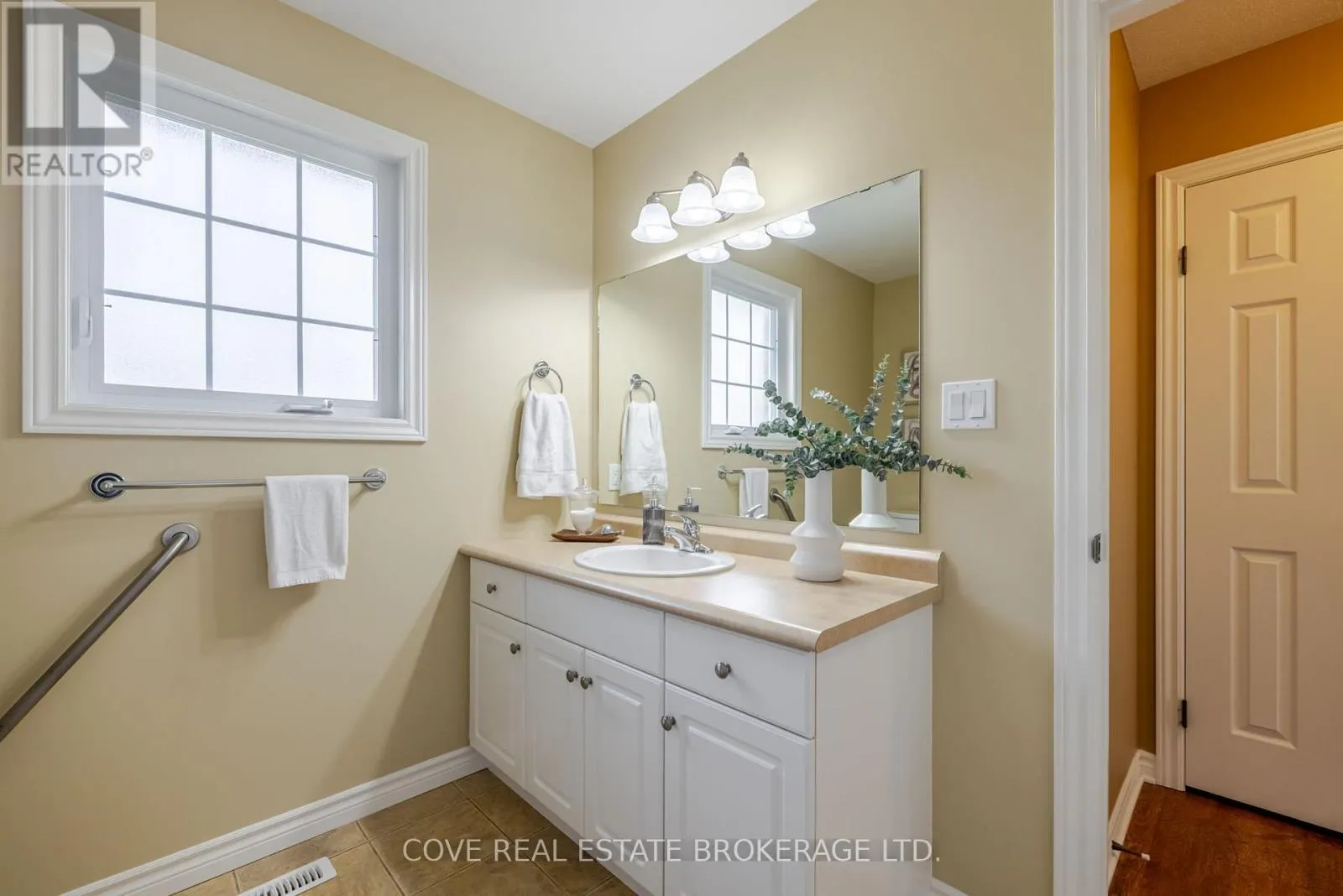 1 - 45 LAKE MARGARET TRAIL, #1