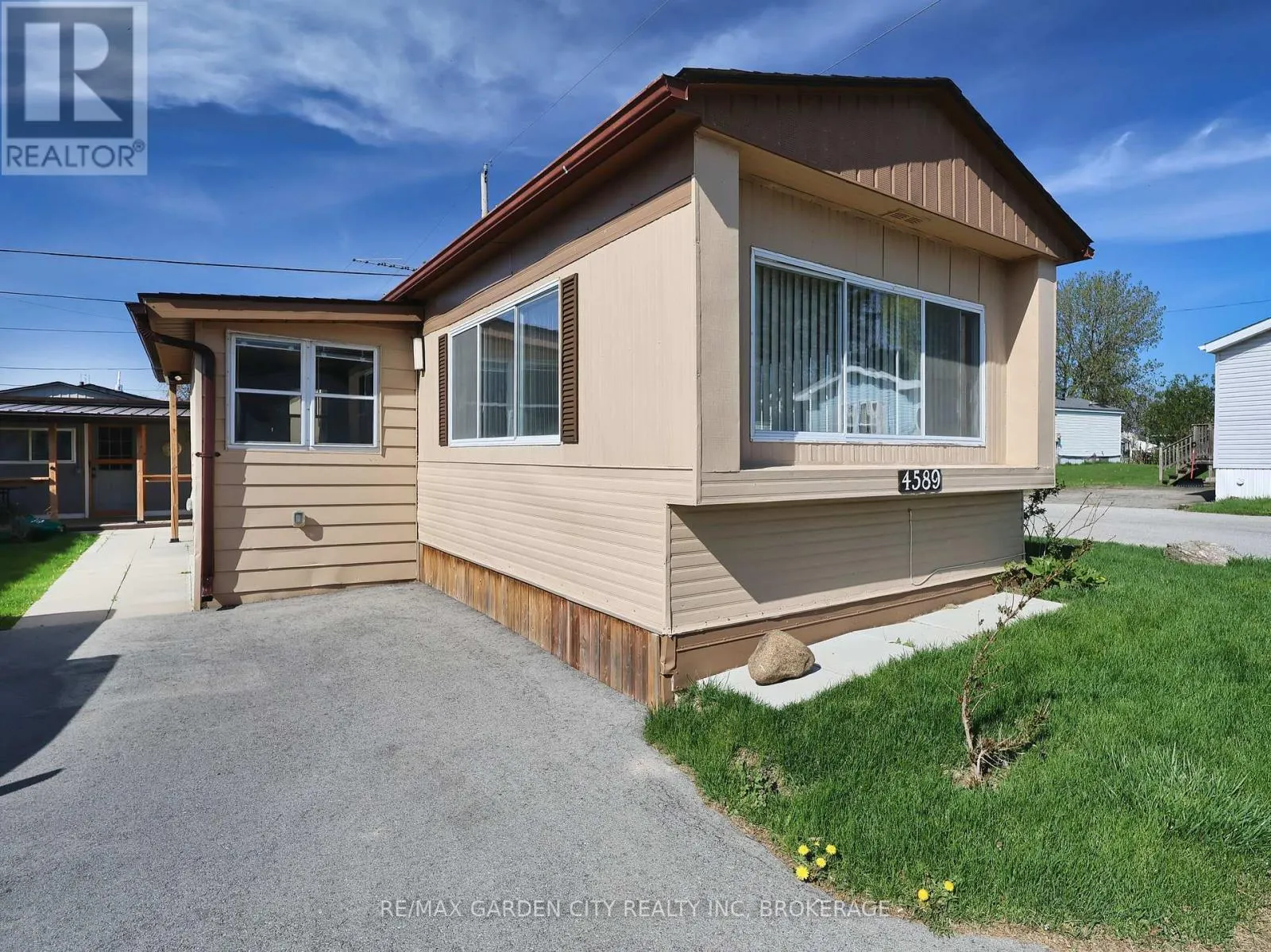 4589 BETHANY LANE