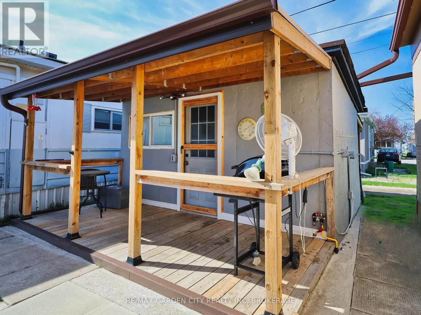 4589 BETHANY LANE