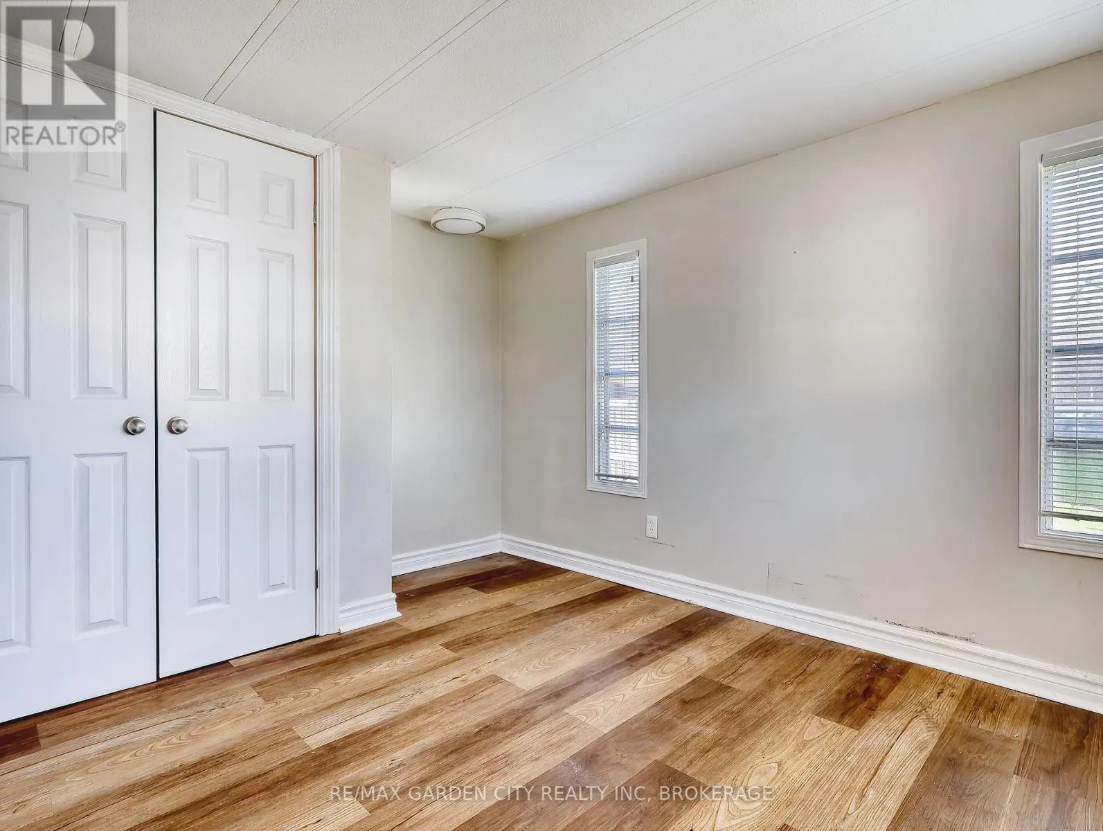 4589 BETHANY LANE
