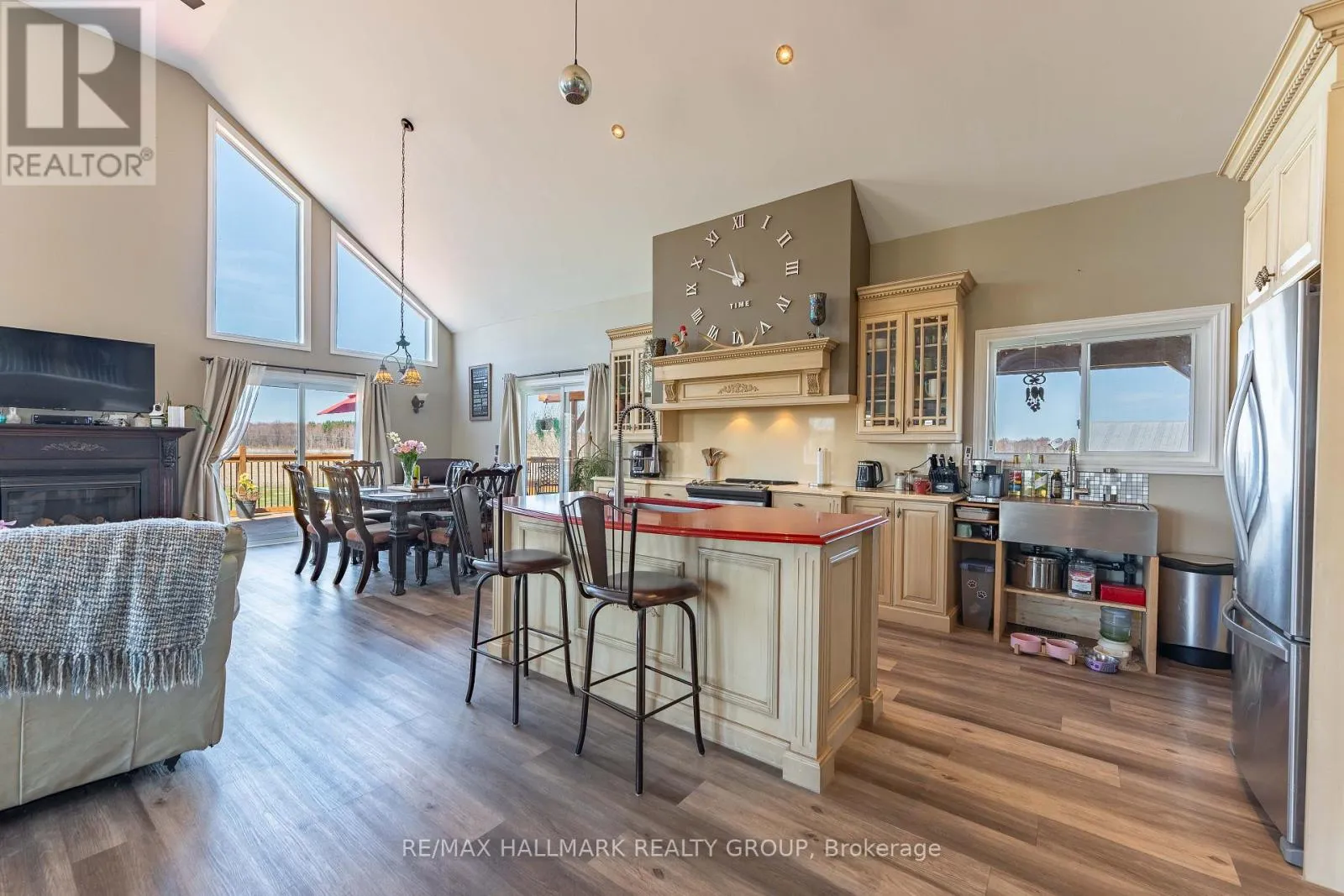 2421 CONCESSION 8 ROAD