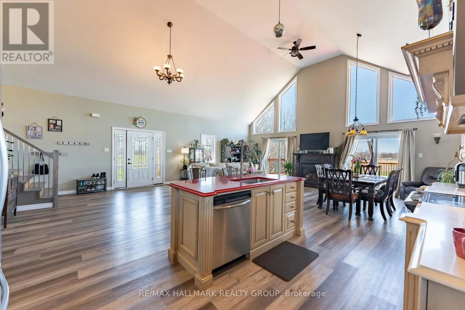 2421 CONCESSION 8 ROAD