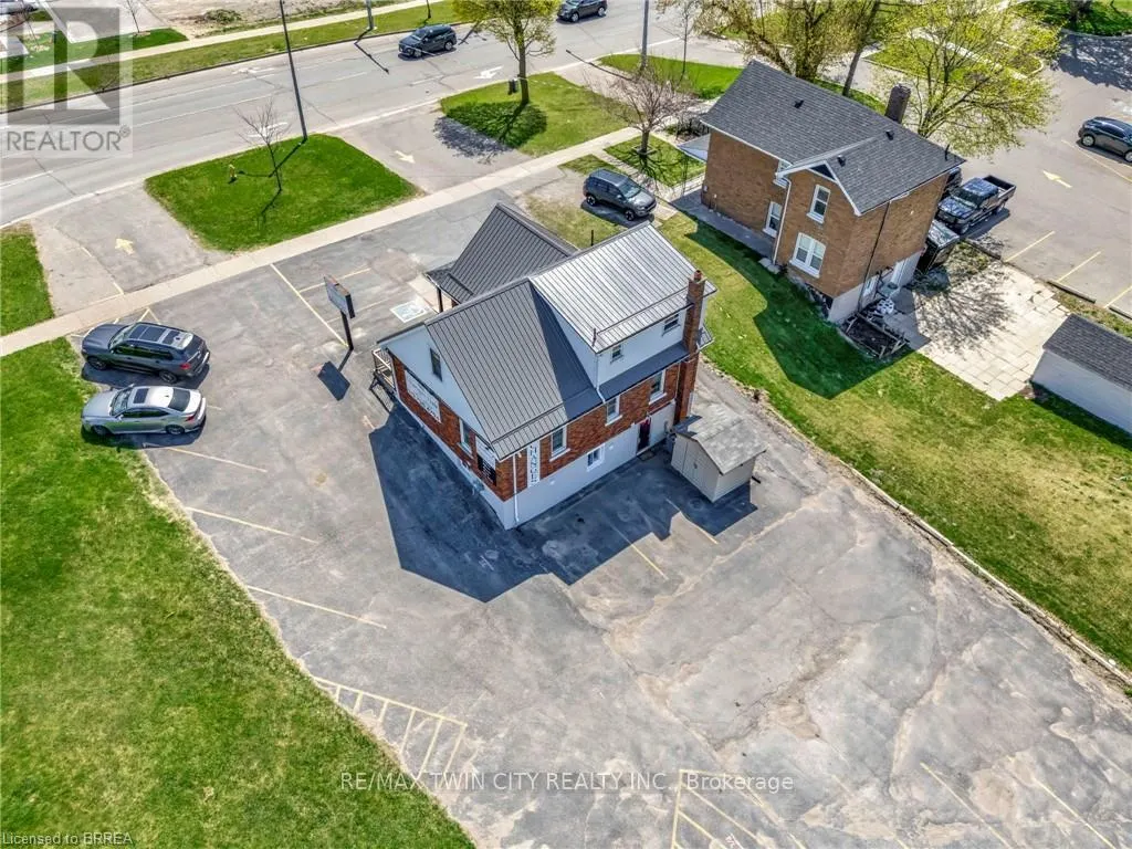 584 COLBORNE STREET