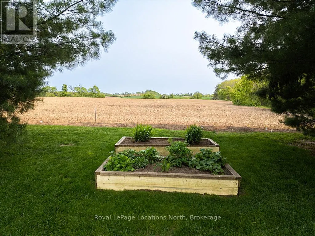 086050 7 SIDE ROAD