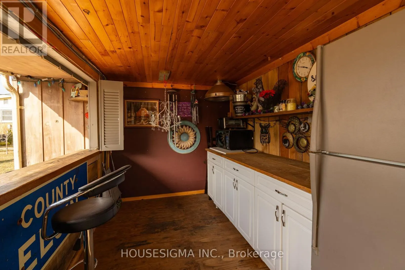 19 DALEWOOD DRIVE