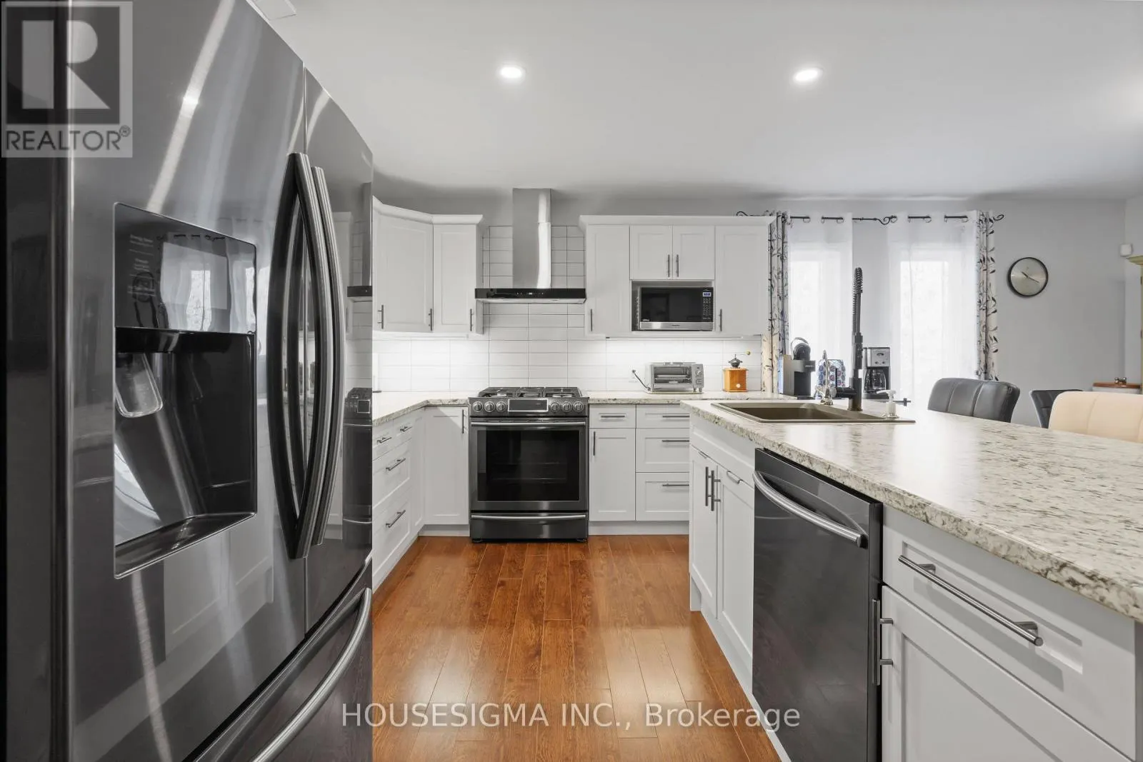 19 DALEWOOD DRIVE