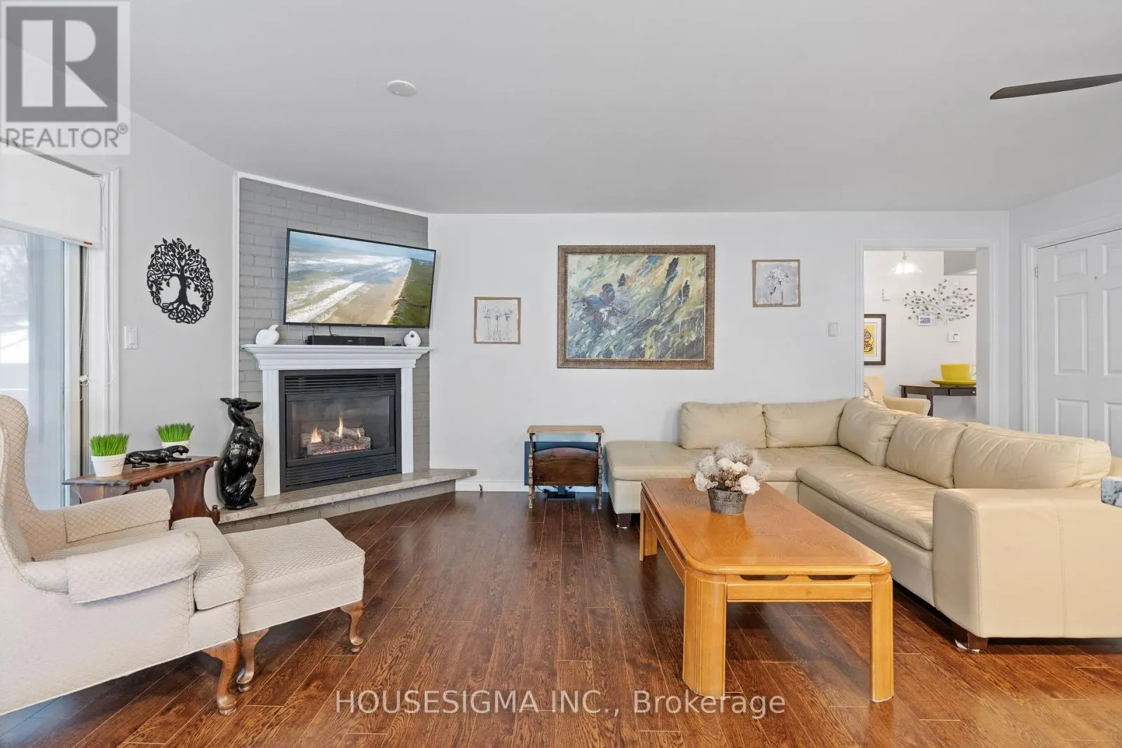 19 DALEWOOD DRIVE