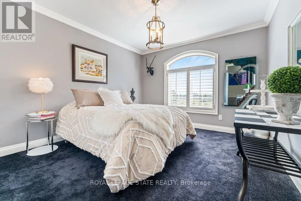 1467 BOOK ROAD W