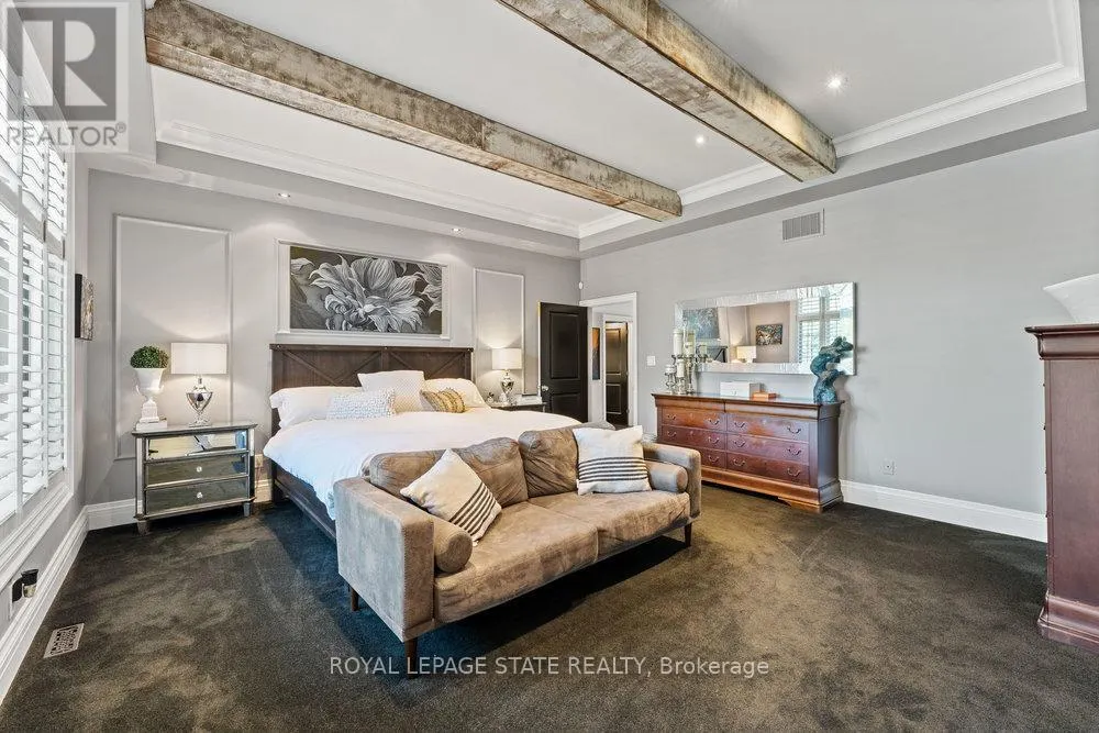 1467 BOOK ROAD W