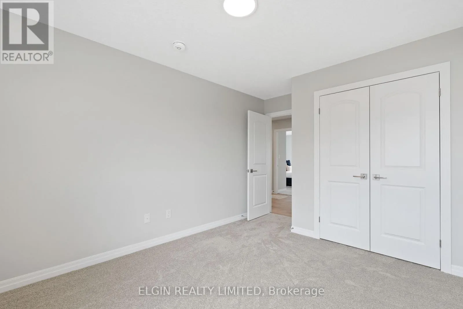 29 HEMLOCK CRESCENT