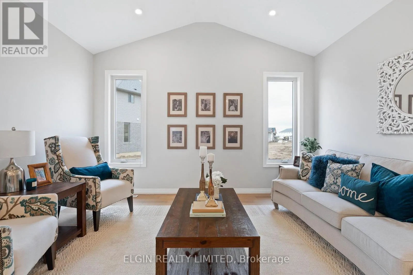 29 HEMLOCK CRESCENT