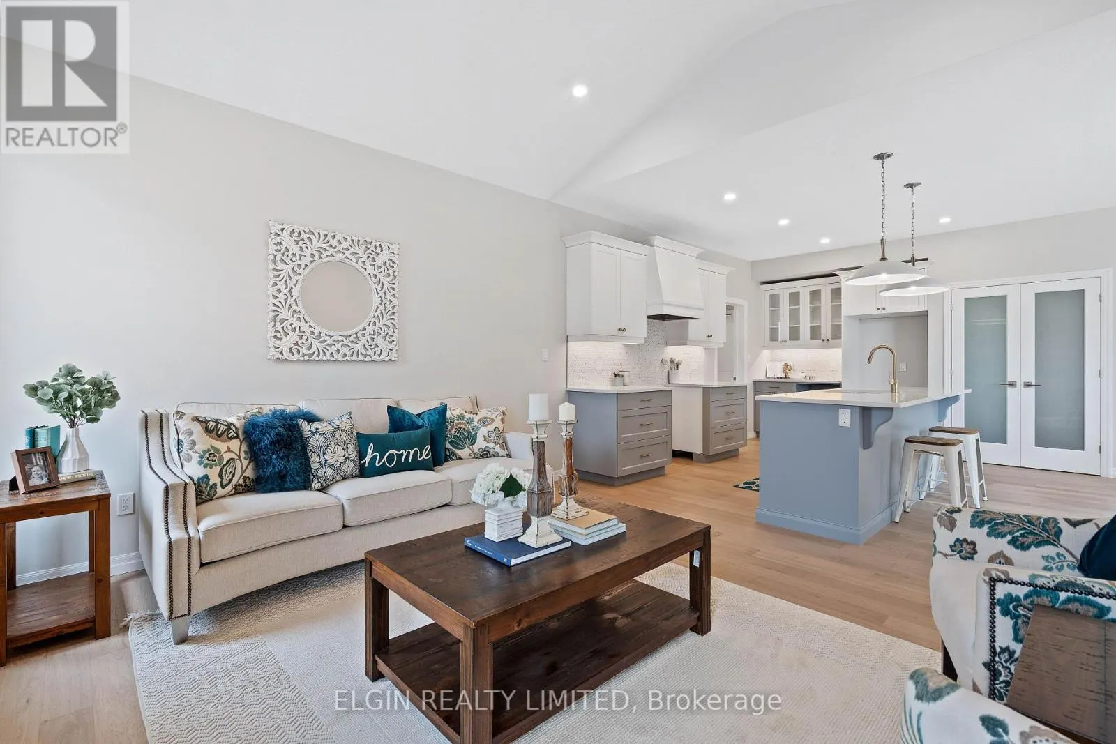 29 HEMLOCK CRESCENT