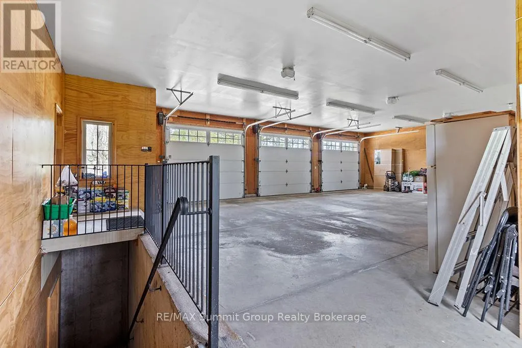 194109 GREY ROAD 13