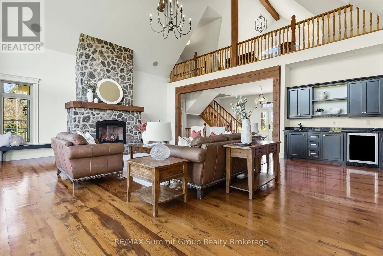 194109 GREY ROAD 13