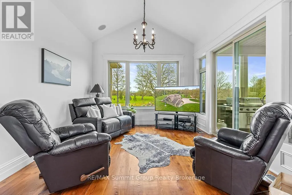 194109 GREY ROAD 13
