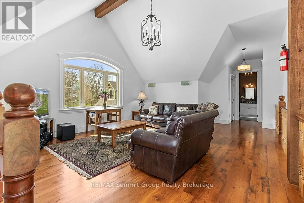 194109 GREY ROAD 13