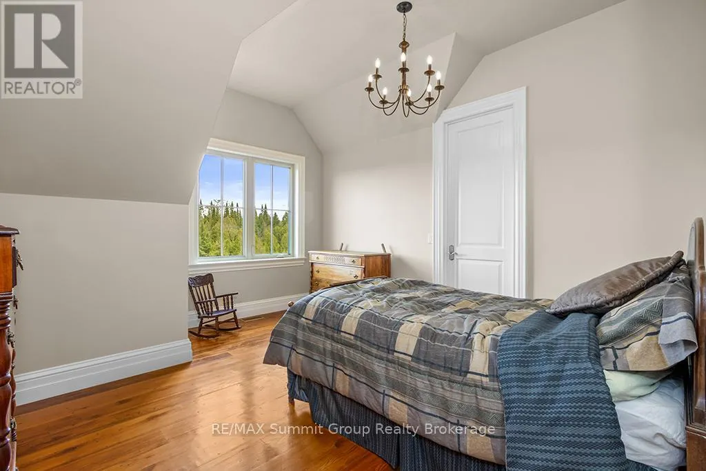 194109 GREY ROAD 13