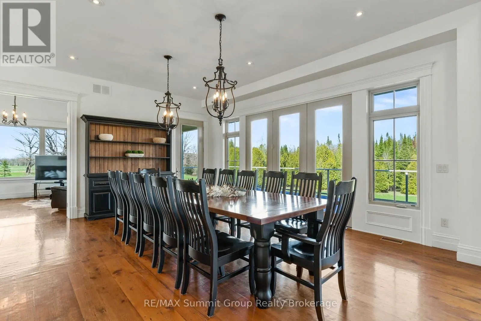 194109 GREY ROAD 13