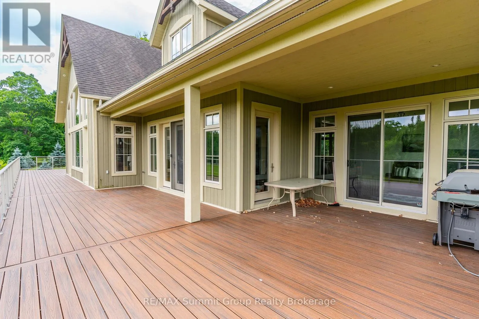 194109 GREY ROAD 13