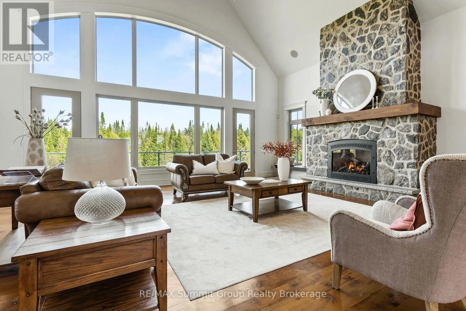 194109 GREY ROAD 13