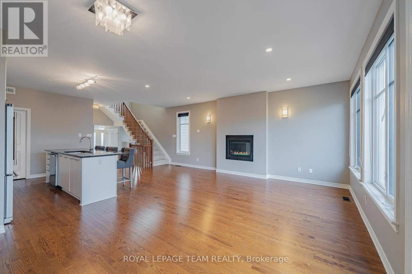 768 CEDAR CREEK DRIVE
