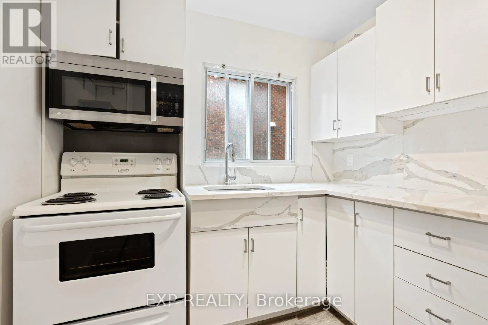 244 WESTHAVEN CRESCENT